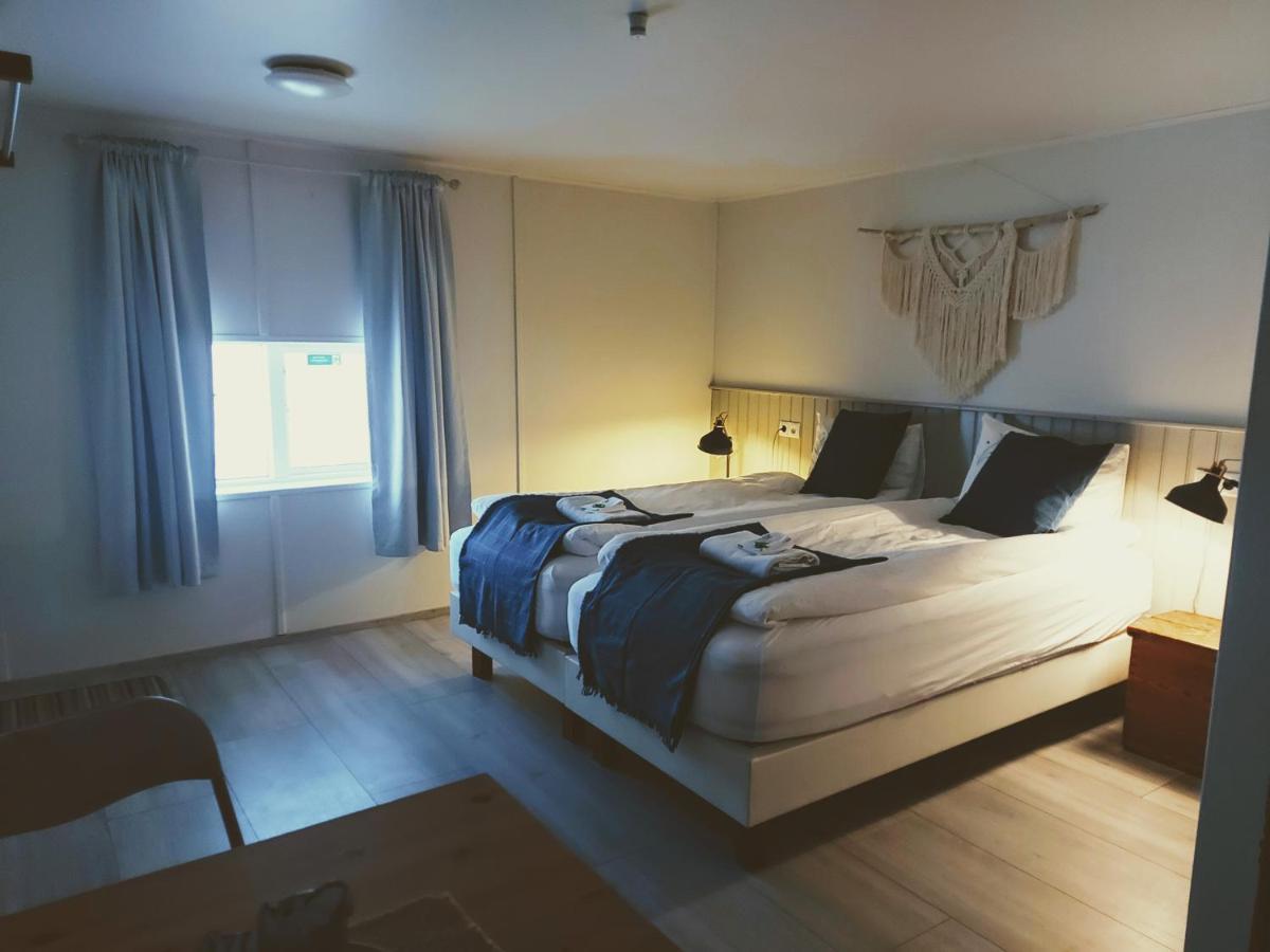Grasteinn Guesthouse Þórshöfn Buitenkant foto