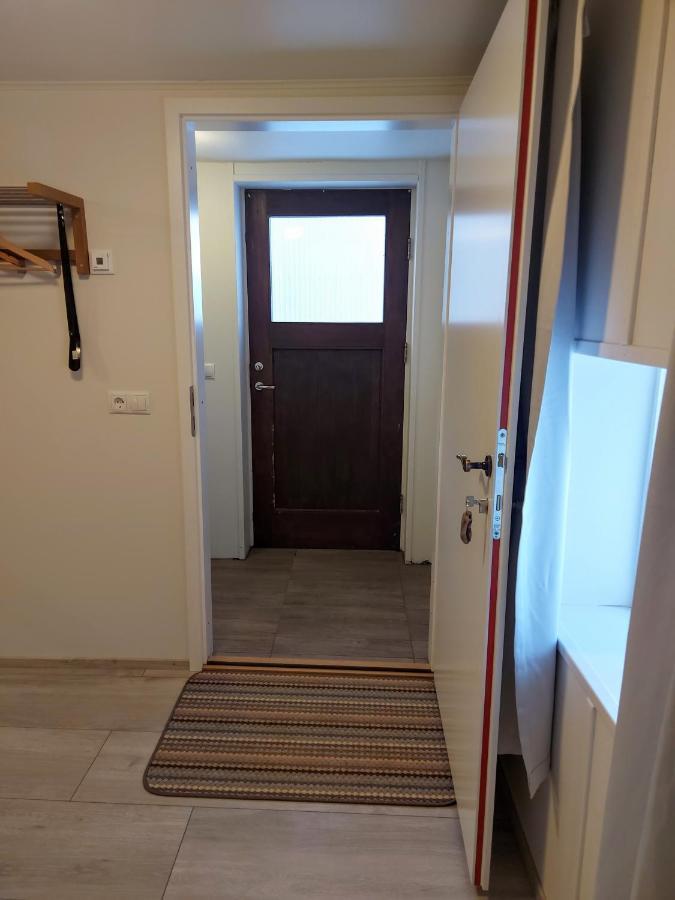 Grasteinn Guesthouse Þórshöfn Buitenkant foto