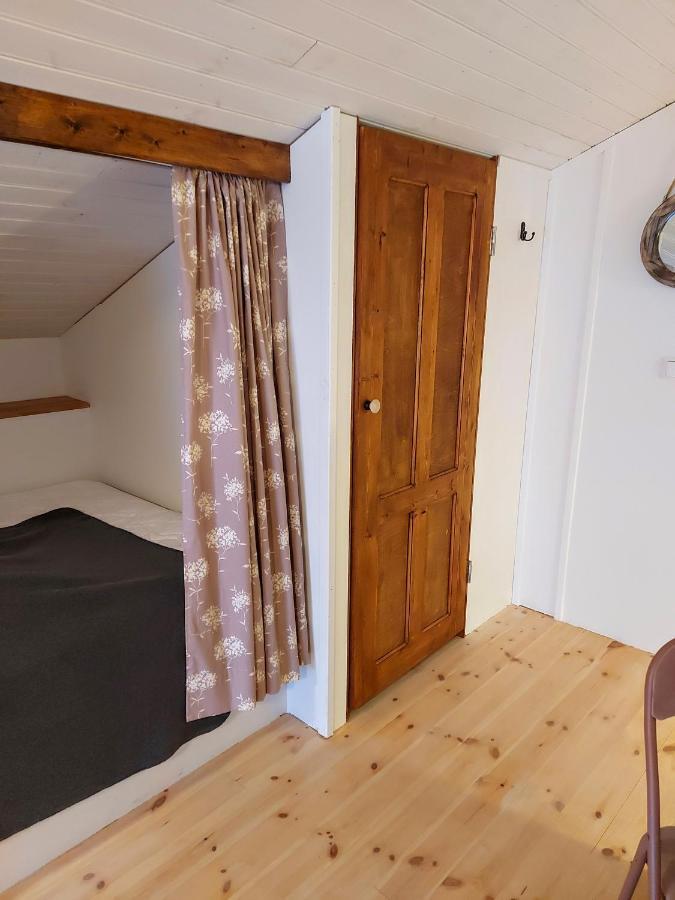 Grasteinn Guesthouse Þórshöfn Buitenkant foto