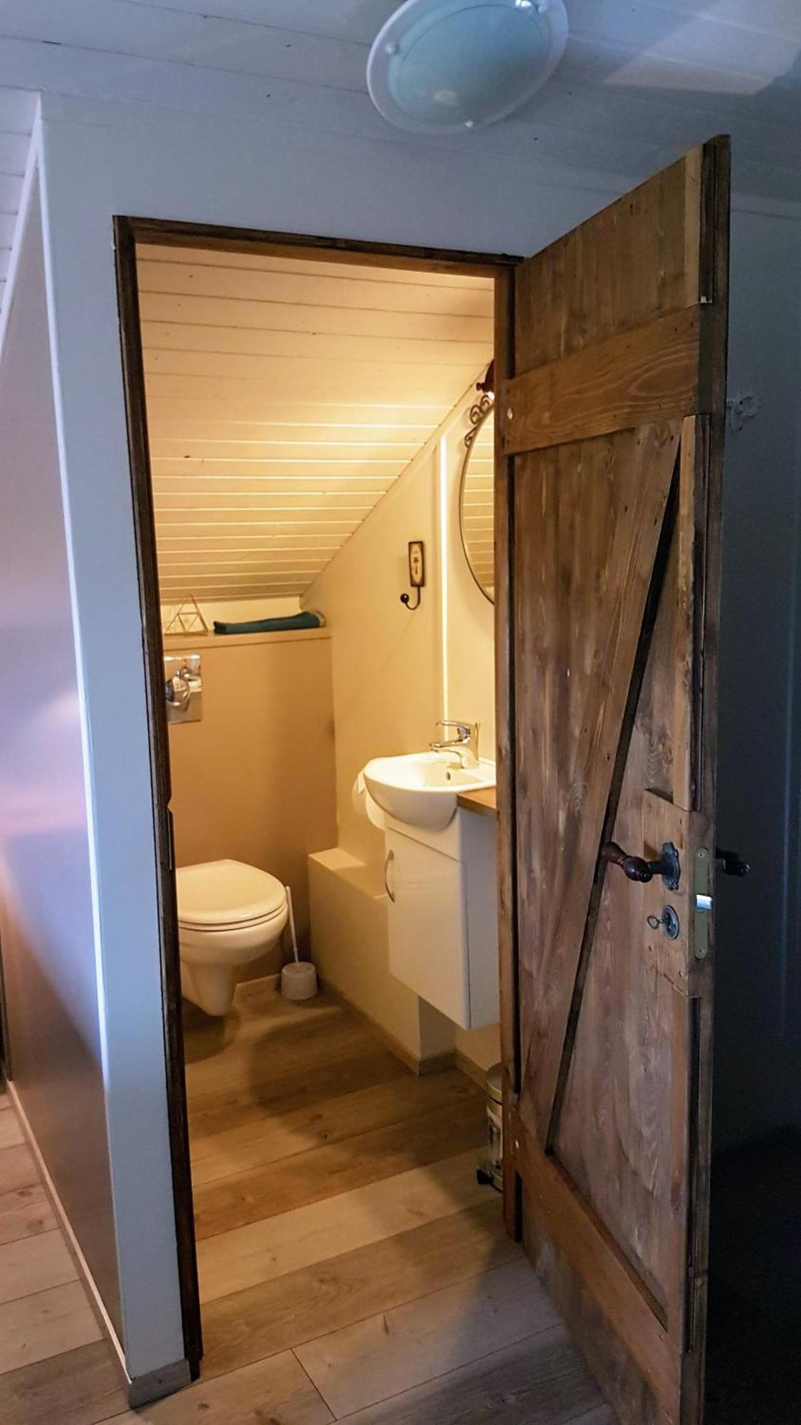 Grasteinn Guesthouse Þórshöfn Buitenkant foto