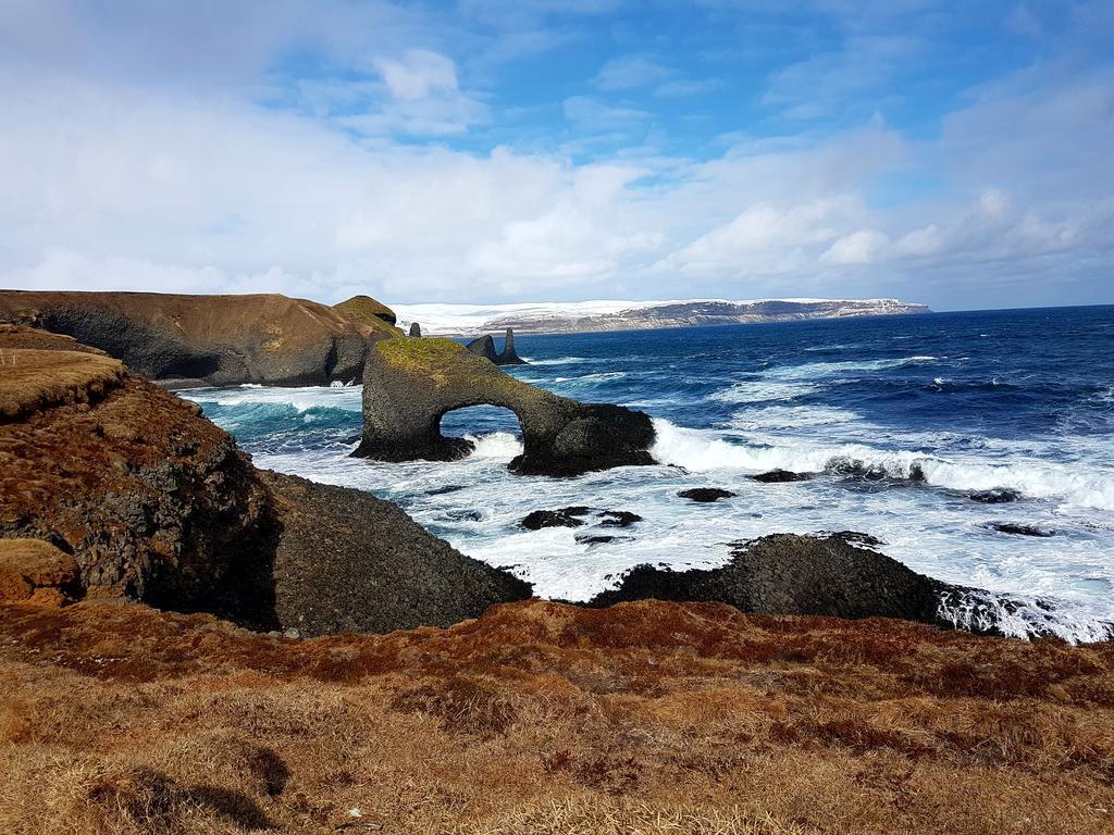 Grasteinn Guesthouse Þórshöfn Buitenkant foto