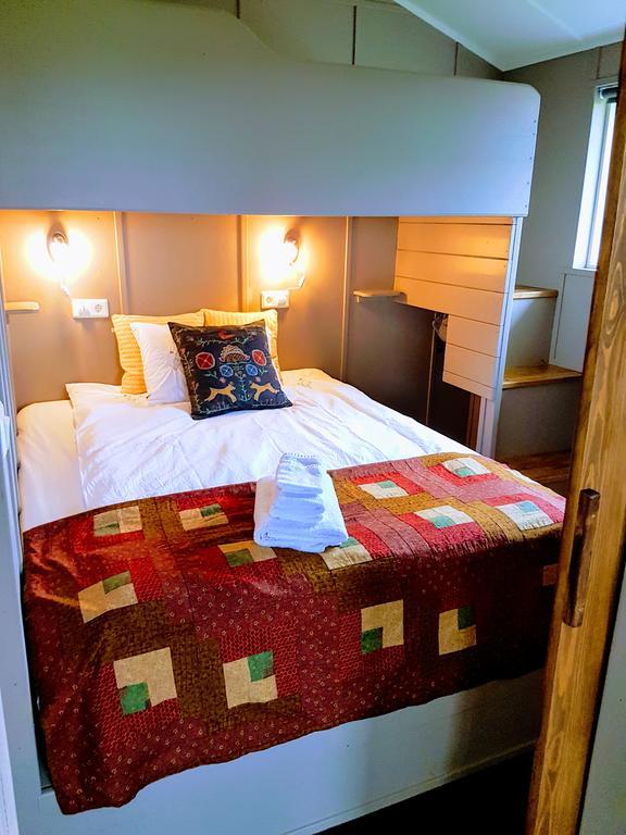Grasteinn Guesthouse Þórshöfn Buitenkant foto